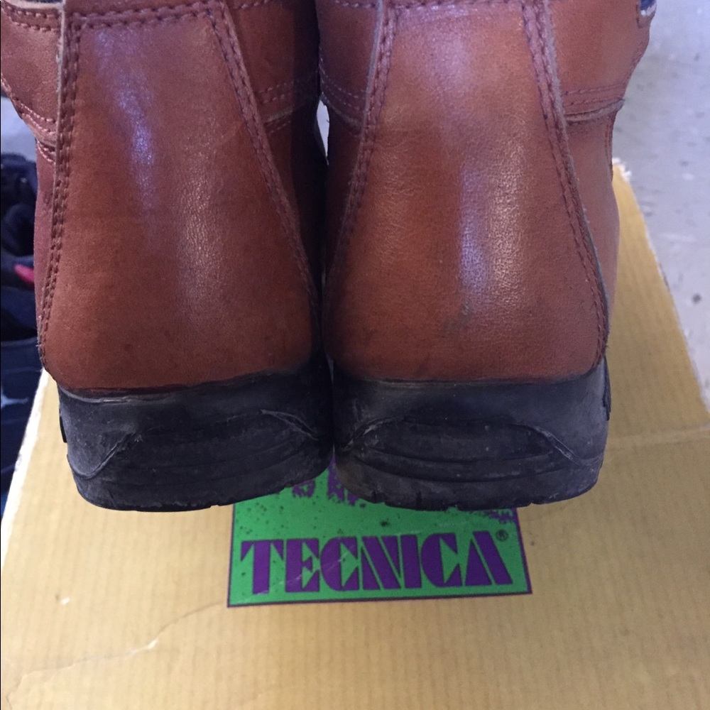 Trekking Tecnica Boots - image 3
